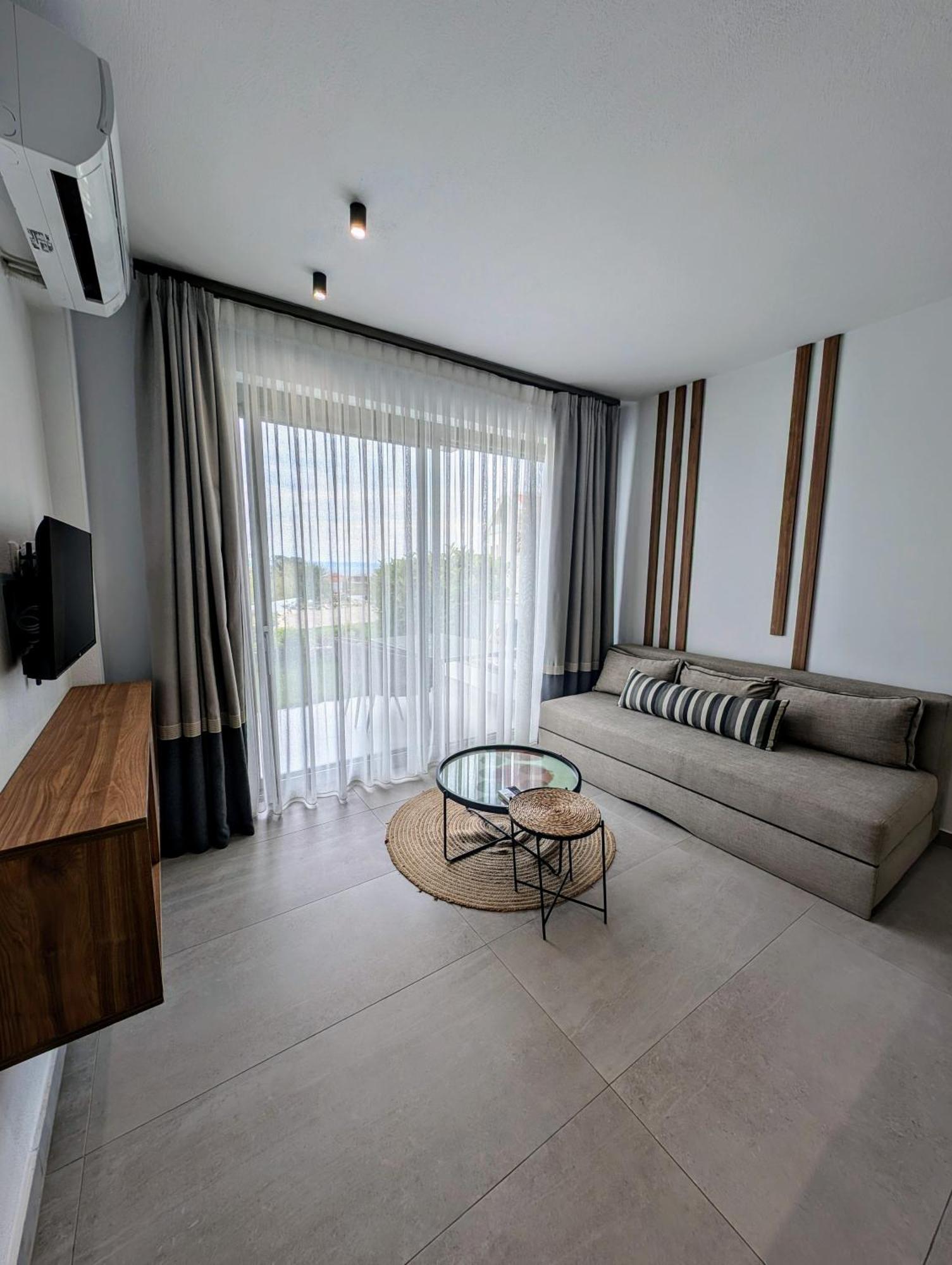 Twins Yard Appartement Nikiti  Buitenkant foto